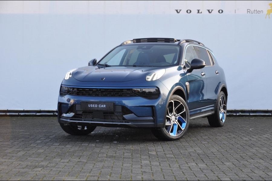 Lynk & Co 01 / 360 Camera / Adaptieve cruise control / Elektrische stoelen / BLIS / Stoelverwarming / Elektrische achterklep / Climate control / Parkeersensoren met camera / Regensensor / Keyless entry /
