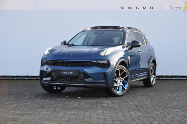 Lynk & Co 01 / 360 Camera / Adaptieve cruise control / Elektrische stoelen / BLIS / Stoelverwarming / Elektrische achterklep / Climate control / Parkeersensoren met camera / Regensensor / Keyless entry /