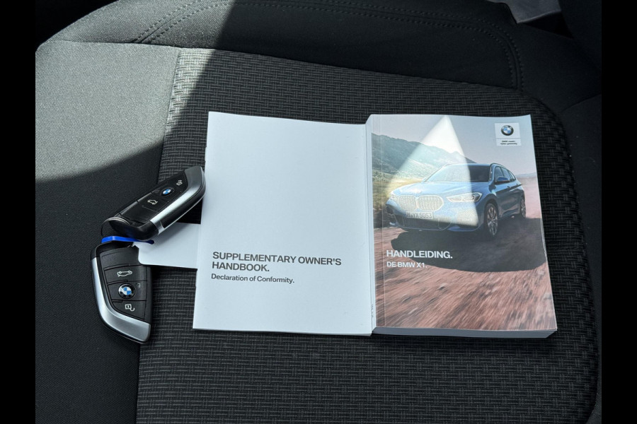 BMW X1 sDrive18d Business Ed. | Navi | Camera | Trekhaak |