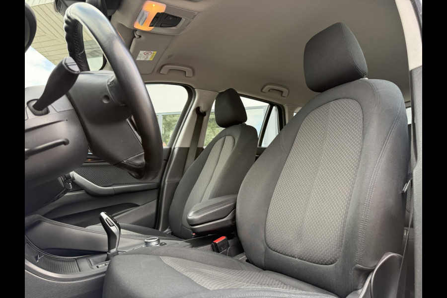 BMW X1 sDrive18d Business Ed. | Navi | Camera | Trekhaak |