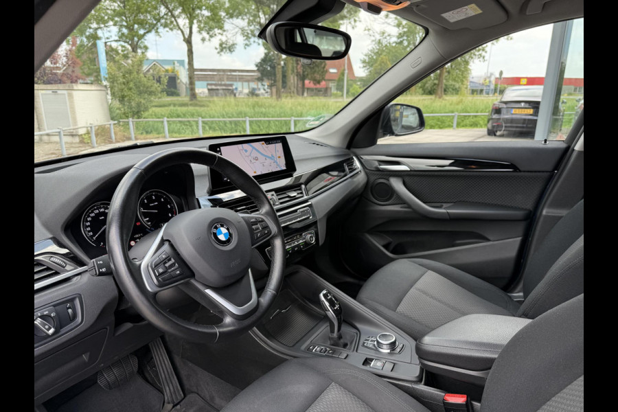 BMW X1 sDrive18d Business Ed. | Navi | Camera | Trekhaak |