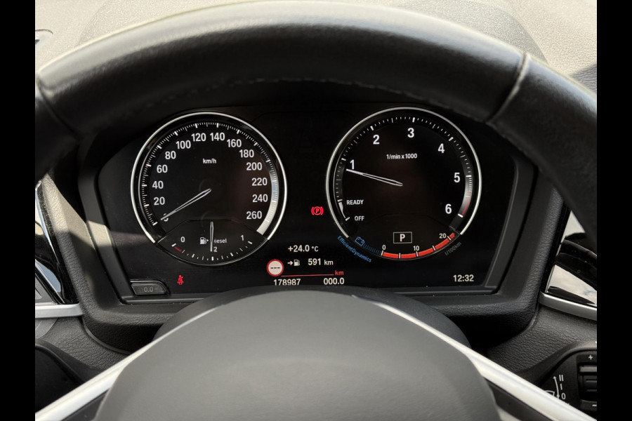 BMW X1 sDrive18d Business Ed. | Navi | Camera | Trekhaak |