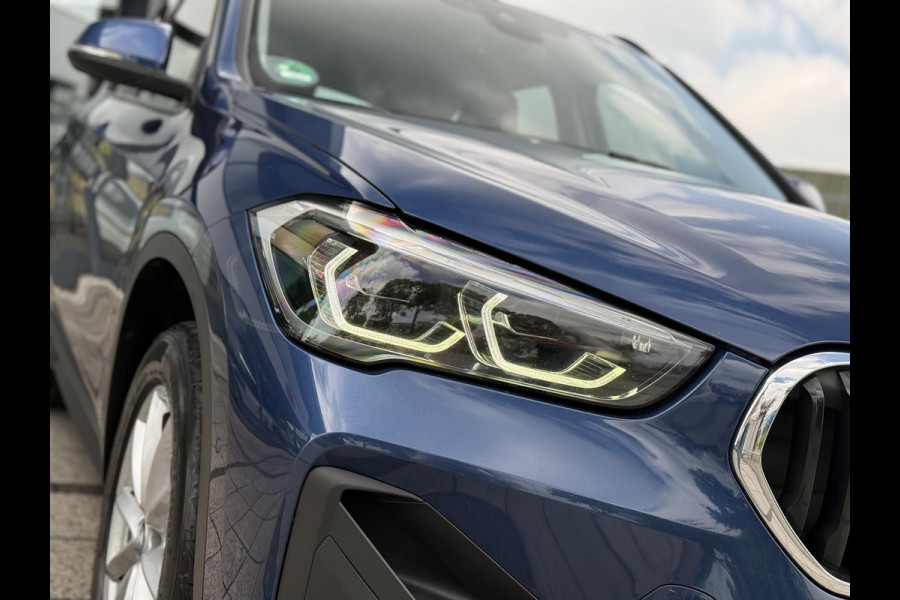 BMW X1 sDrive18d Business Ed. | Navi | Camera | Trekhaak |