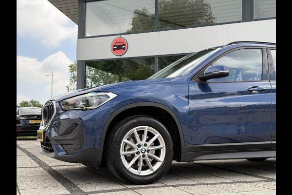 BMW X1 sDrive18d Business Ed. | Navi | Camera | Trekhaak |