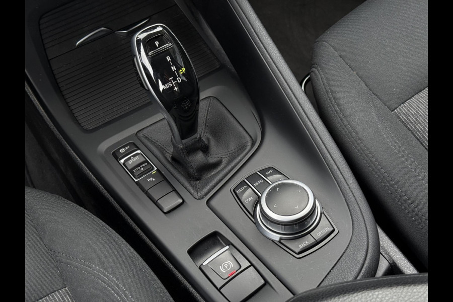 BMW X1 sDrive18d Business Ed. | Navi | Camera | Trekhaak |