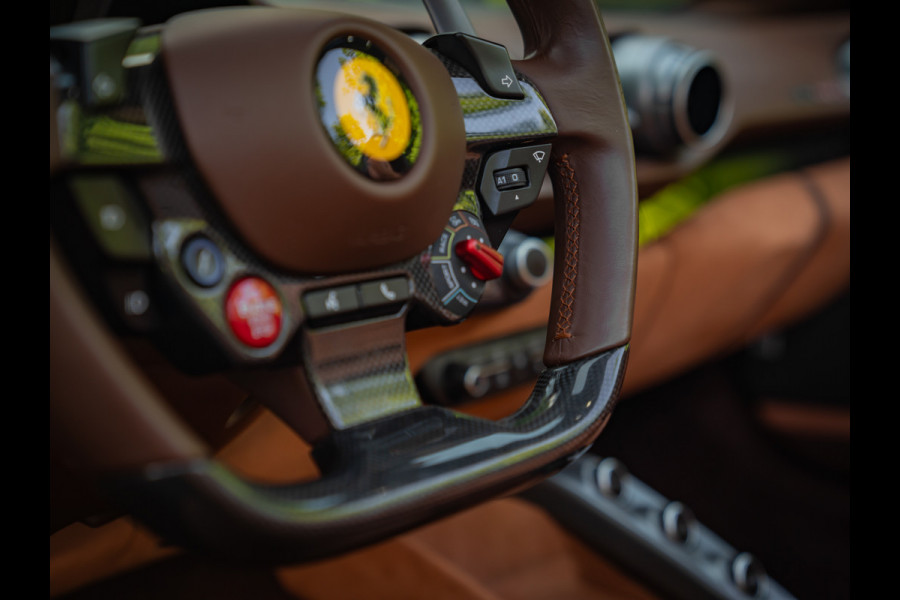 Ferrari 812 GTS 6.5 V12 HELE | Verde Zeltweg | Full Carbon | Atelier Car | 1e eig | Lift | Magnifiek!