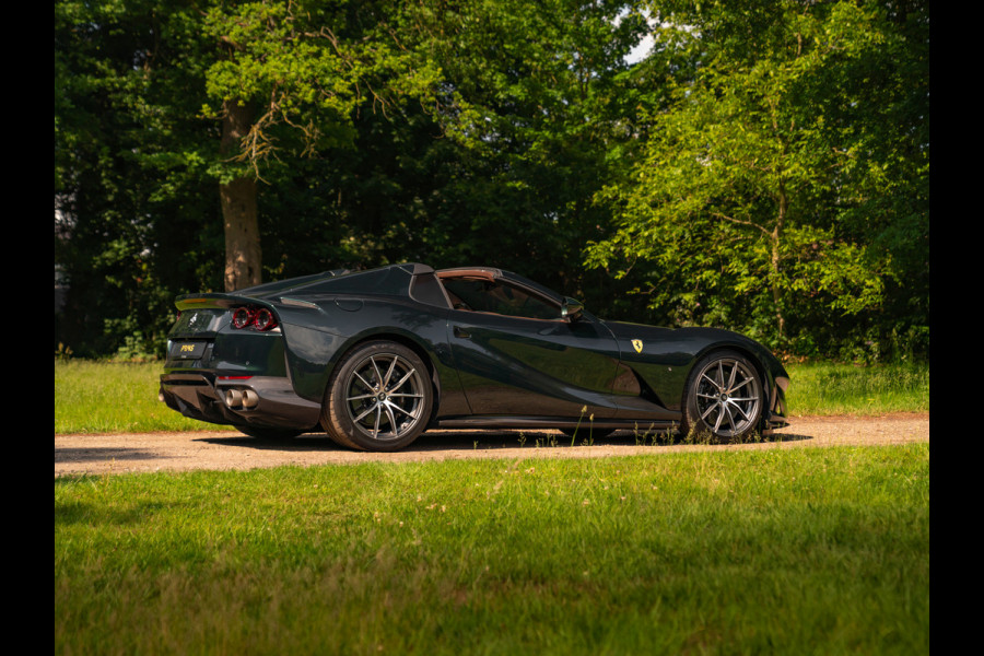 Ferrari 812 GTS 6.5 V12 HELE | Verde Zeltweg | Full Carbon | Atelier Car | 1e eig | Lift | Magnifiek!