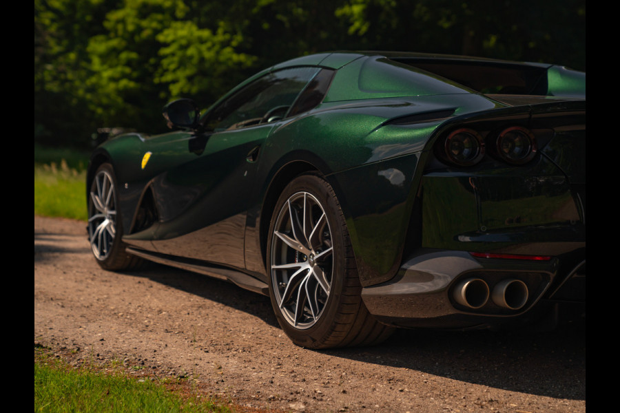 Ferrari 812 GTS 6.5 V12 HELE | Verde Zeltweg | Full Carbon | Atelier Car | 1e eig | Lift | Magnifiek!