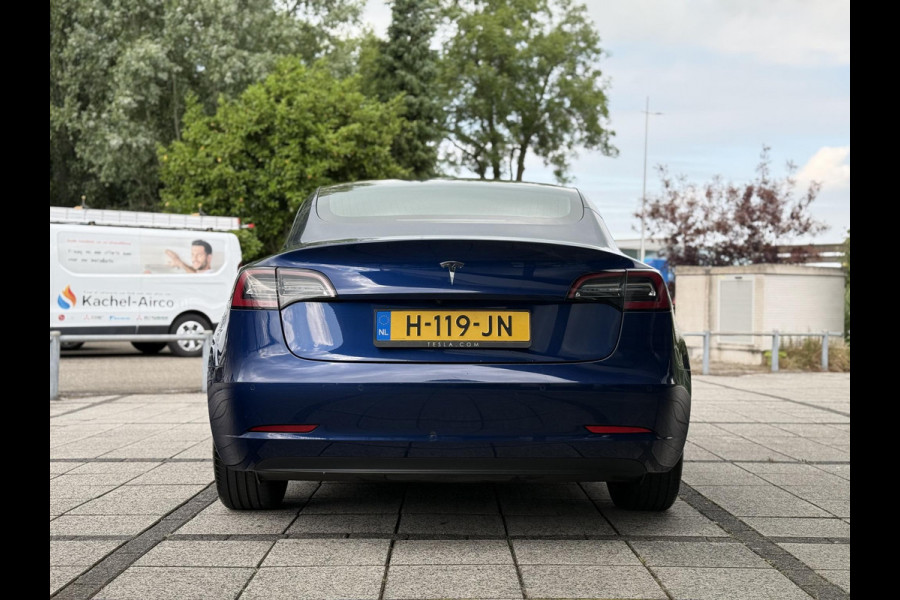 Tesla Model 3 Range Plus | Autopilot | Panorama | Leder | Navi | Camera