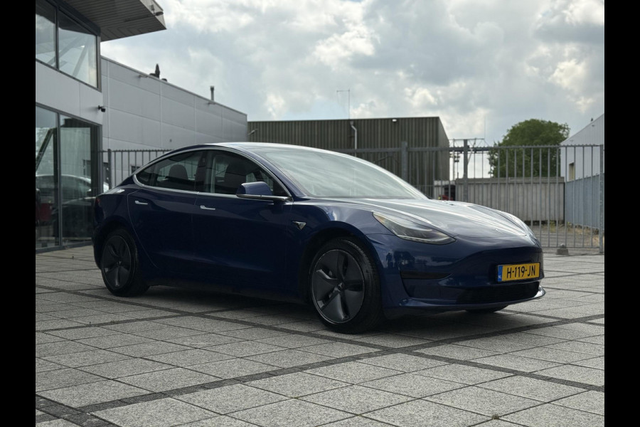 Tesla Model 3 Range Plus | Autopilot | Panorama | Leder | Navi | Camera