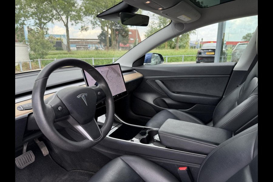 Tesla Model 3 Range Plus | Autopilot | Panorama | Leder | Navi | Camera