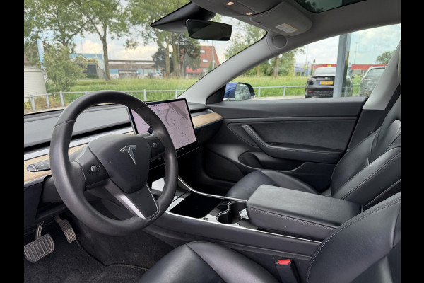 Tesla Model 3 Range Plus | Autopilot | Panorama | Leder | Navi | Camera