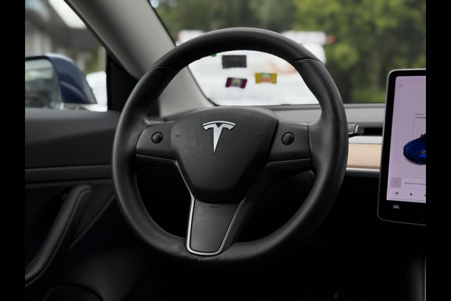 Tesla Model 3 Range Plus | Autopilot | Panorama | Leder | Navi | Camera