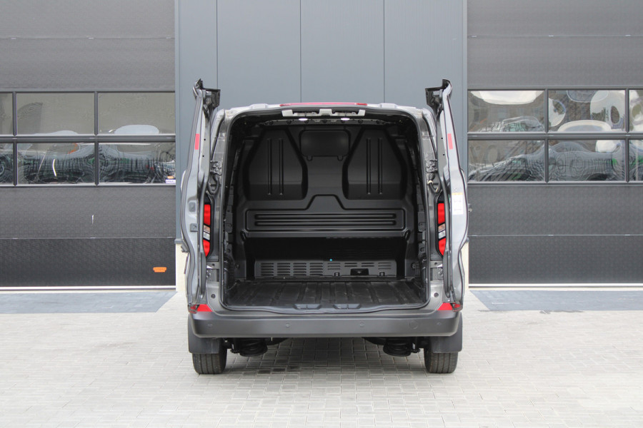Ford Transit Custom 320 2.0 TDCI L1H1 Trend 170pk - Carplay - Android - LED koplampen - Camera - Stoelverwarming - 70l tank - Rijklaar