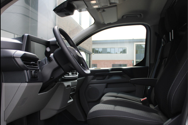 Ford Transit Custom 320 2.0 TDCI L1H1 Trend 170pk - Carplay - Android - LED koplampen - Camera - Stoelverwarming - 70l tank - Rijklaar