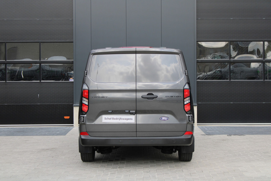 Ford Transit Custom 320 2.0 TDCI L1H1 Trend 170pk - Carplay - Android - LED koplampen - Camera - Stoelverwarming - 70l tank - Rijklaar