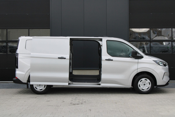 Ford Transit Custom 320 2.0 TDCI L2H1 Trend 136pk - 2x Schuifdeur - Achterklep - Carplay - Android - LED koplampen - Stoelverwarming - 70l tank - Ri