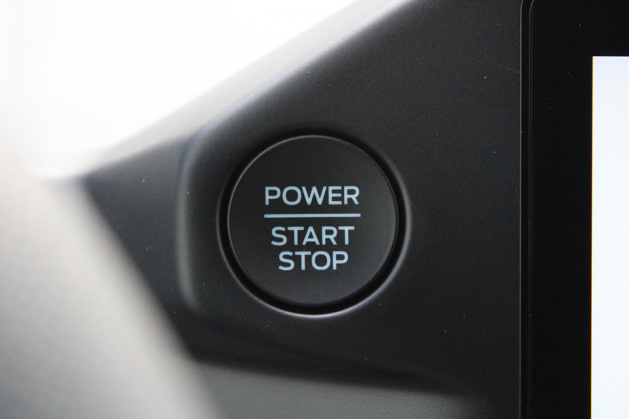 Ford Transit Custom 320 2.0 TDCI L2H1 Trend 136pk - 2x Schuifdeur - Achterklep - Carplay - Android - LED koplampen - Stoelverwarming - 70l tank - Ri