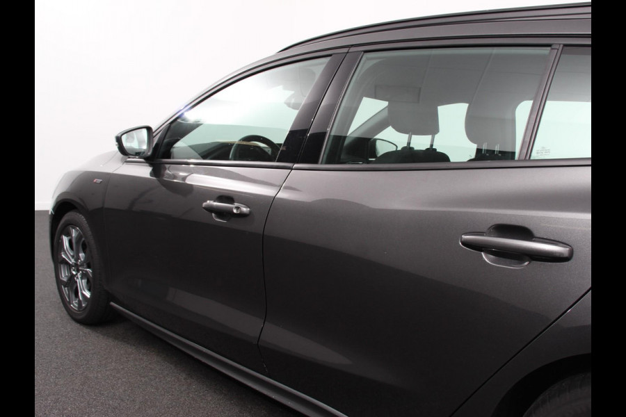 Ford FOCUS Wagon 1.0 EcoBoost Hybrid ST Line Navigatie Climate Control Led Dab Camera Parkeer sensoren Cruise Control Lichtmetalen velgen
