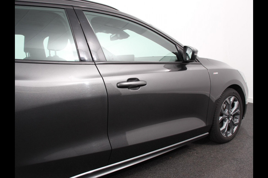 Ford FOCUS Wagon 1.0 EcoBoost Hybrid ST Line Navigatie Climate Control Led Dab Camera Parkeer sensoren Cruise Control Lichtmetalen velgen