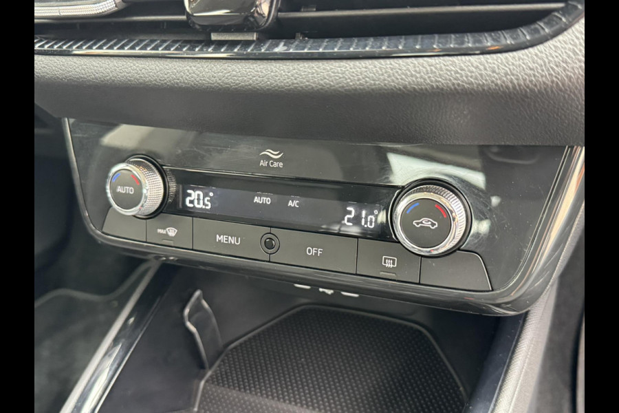 Škoda Fabia 1.0 TSI Ambition Clima Carplay Adaptive cruise Navigatie Pdc DAB radio
