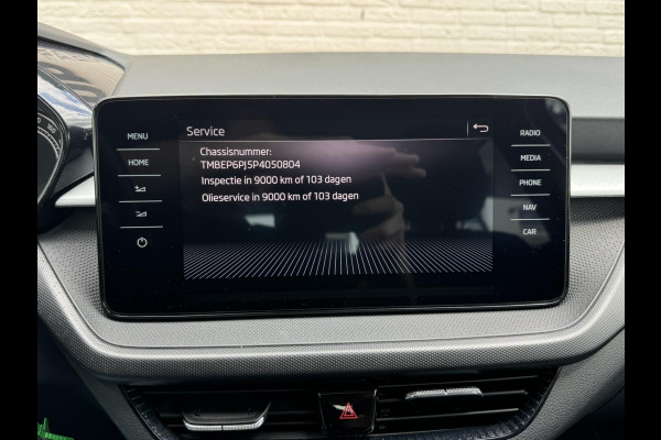 Škoda Fabia 1.0 TSI Ambition Clima Carplay Adaptive cruise Navigatie Pdc DAB radio