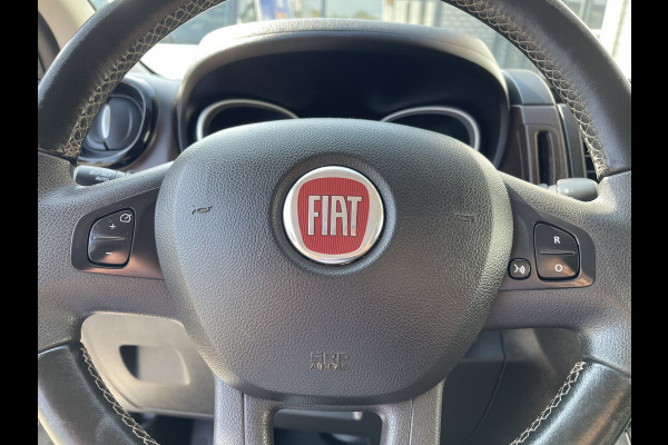 Fiat Talento 2.0 MultiJet 170pk automaat L2H1 SX DC 5 persoons / vaste prijs rijklaar € 23.950 ex btw / lease vanaf € 391 / dubbele schuifdeur / airco / cruise / navi / camera / trekhaak !
