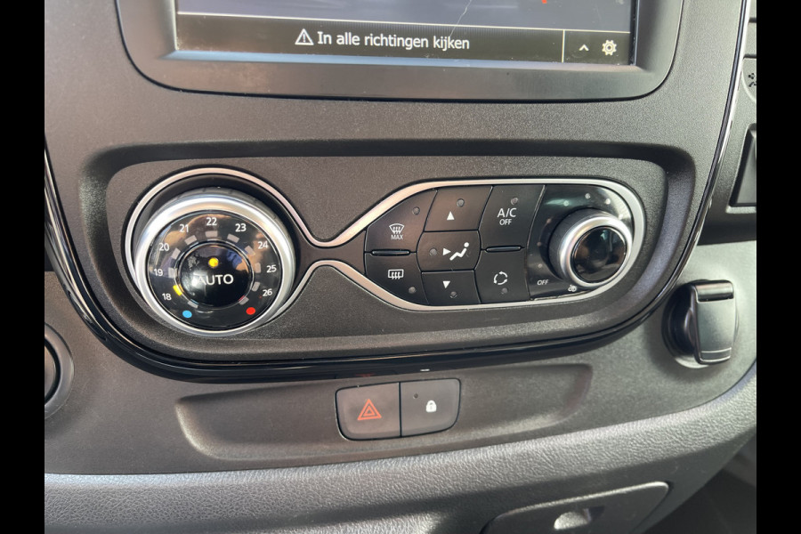 Fiat Talento 2.0 MultiJet 170pk automaat L2H1 SX DC 5 persoons / vaste prijs rijklaar € 23.950 ex btw / lease vanaf € 391 / dubbele schuifdeur / airco / cruise / navi / camera / trekhaak !