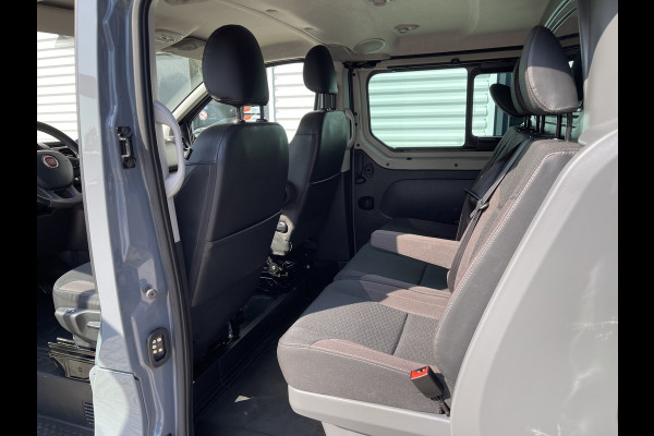 Fiat Talento 2.0 MultiJet 170pk automaat L2H1 SX DC 5 persoons / vaste prijs rijklaar € 23.950 ex btw / lease vanaf € 391 / dubbele schuifdeur / airco / cruise / navi / camera / trekhaak !