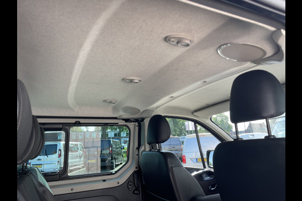 Fiat Talento 2.0 MultiJet 170pk automaat L2H1 SX DC 5 persoons / vaste prijs rijklaar € 23.950 ex btw / lease vanaf € 391 / dubbele schuifdeur / airco / cruise / navi / camera / trekhaak !