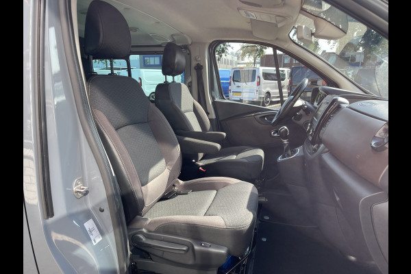 Fiat Talento 2.0 MultiJet 170pk automaat L2H1 SX DC 5 persoons / vaste prijs rijklaar € 23.950 ex btw / lease vanaf € 391 / dubbele schuifdeur / airco / cruise / navi / camera / trekhaak !