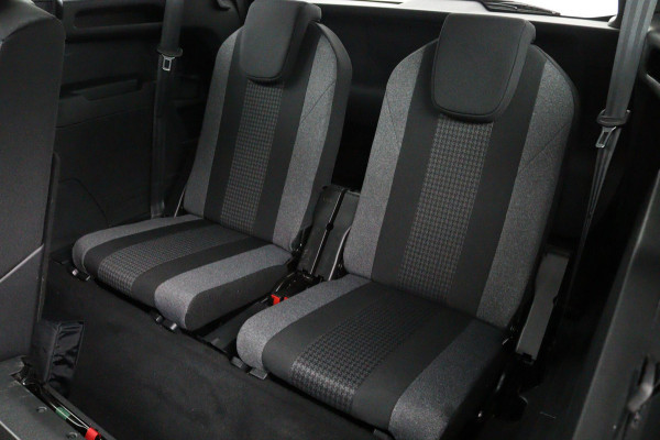 Peugeot 5008 1.2 PureTech Blue Lease Active*ECC*NAVI*CRUISE*7P*