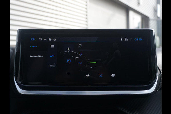 Peugeot e-208 EV GT 51 kWh