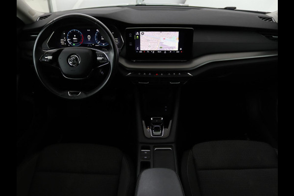 Škoda Octavia 1.0 e-TSI Business Edition | Trekhaak | Stoelverwarming | Carplay | Keyless | Navigatie | Full LED | Parkeerhulp | Climate control