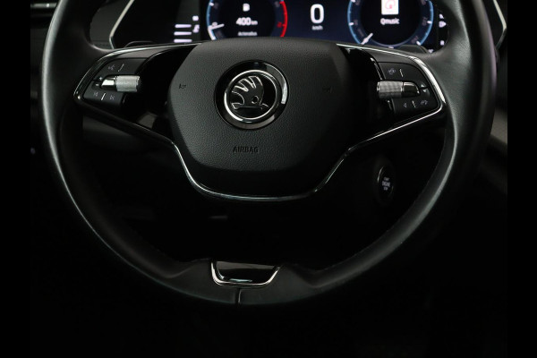 Škoda Octavia 1.0 e-TSI Business Edition | Trekhaak | Stoelverwarming | Carplay | Keyless | Navigatie | Full LED | Parkeerhulp | Climate control