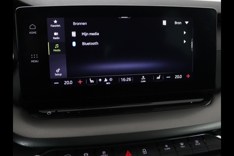 Škoda Octavia 1.0 e-TSI Business Edition | Trekhaak | Stoelverwarming | Carplay | Keyless | Navigatie | Full LED | Parkeerhulp | Climate control