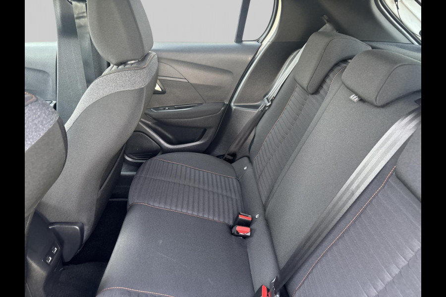 Peugeot e-208 EV Active Pack 50 kWh 3 fase | 11 kW lader