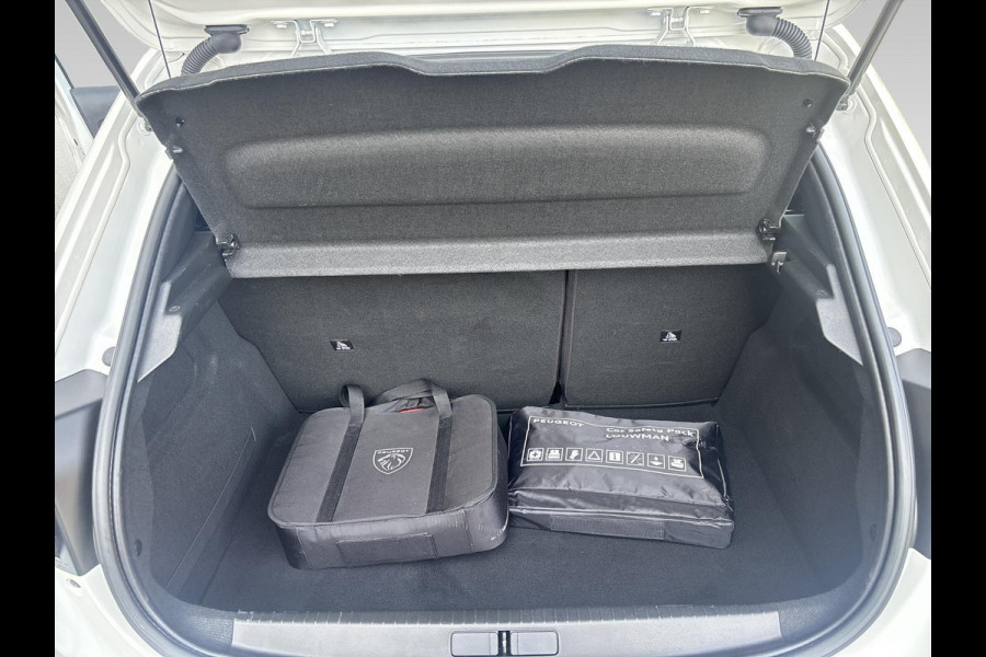 Peugeot e-208 EV Active Pack 50 kWh 3 fase | 11 kW lader