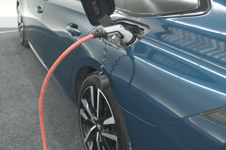 Peugeot 508 SW 1.6 HYbrid 225 GT | Trekhaak | Panoramadak | FOCAL Audio | Elektrische Kofferklep