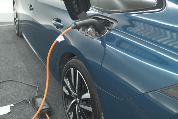 Peugeot 508 SW 1.6 HYbrid 225 GT | Trekhaak | Panoramadak | FOCAL Audio | Elektrische Kofferklep