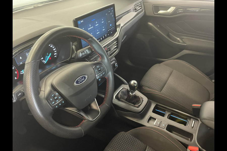 Ford FOCUS Wagon 1.0 EcoBoost Hybrid ST Line Navigatie Climate Control Led Dab Camera Parkeer sensoren Cruise Control Lichtmetalen velgen