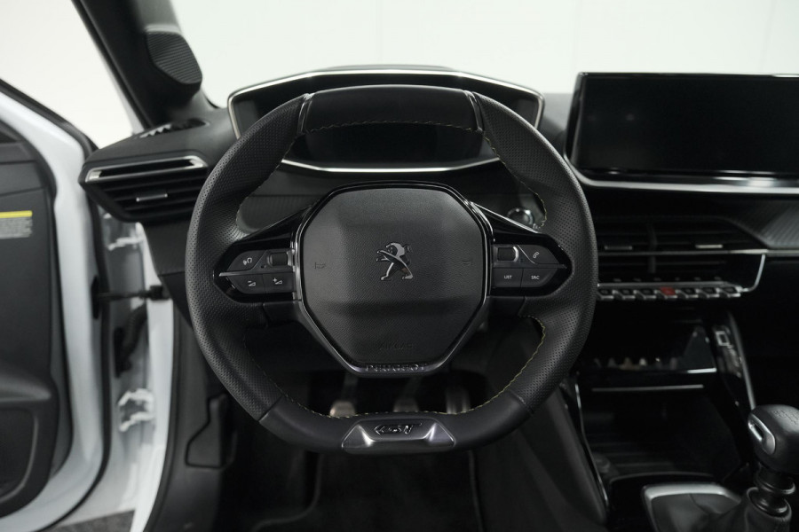 Peugeot 208 PureTech 100 GT | Camera | Navigatie | Sfeerverlichting | Apple Carplay | Parkeersensoren