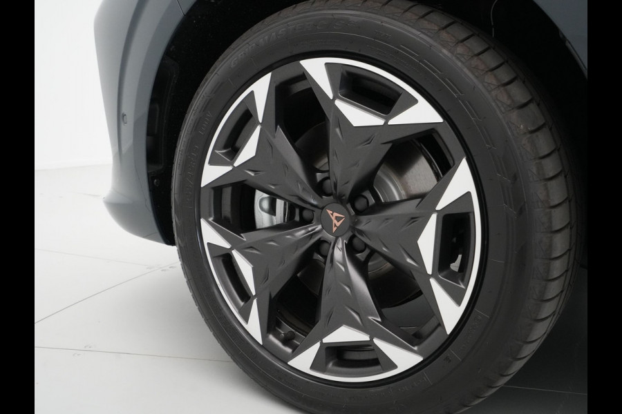 CUPRA Terramar 1.5 TSI e-Hybrid 204pk 360 Camera Parkassist Carplay Navi via App Side Assist 183