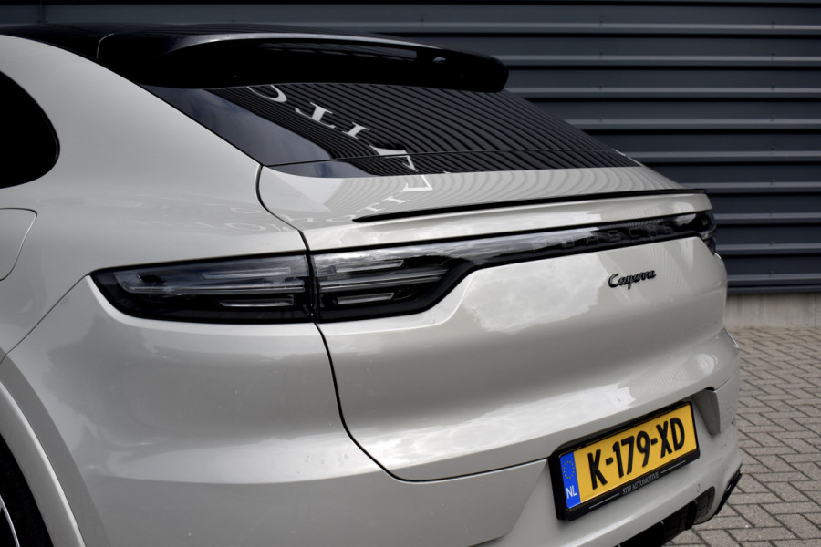 Porsche Cayenne Coupé 3.0 E-Hybrid 462pk Sport Design | Panoramadak | Matrix PDLS+ | 22'' Velgen | Stoelventilatie | Bose | Achterasbesturing | Orig. NL |