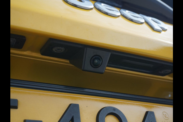 Jeep Avenger Summit 54 kWh | 180° camera | Stoelverwarming | Carplay | Keyless