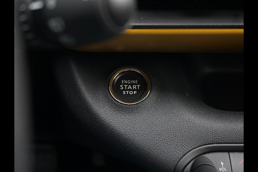 Jeep Avenger Summit 54 kWh | 180° camera | Stoelverwarming | Carplay | Keyless