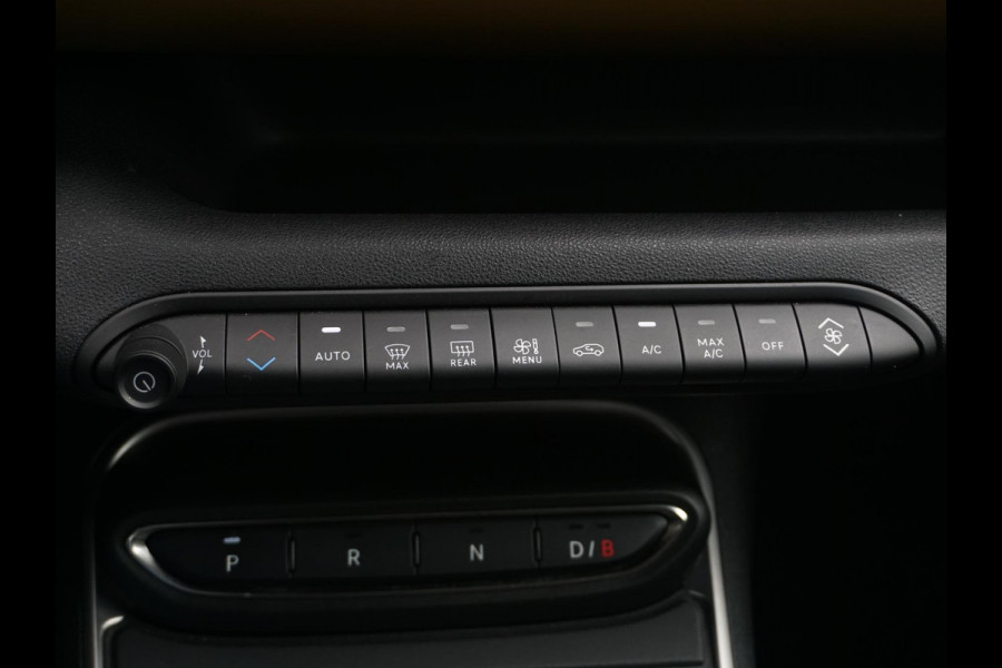 Jeep Avenger Summit 54 kWh | 180° camera | Stoelverwarming | Carplay | Keyless