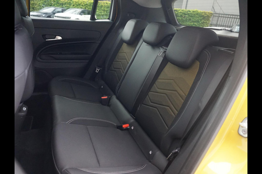 Jeep Avenger Summit 54 kWh | 180° camera | Stoelverwarming | Carplay | Keyless