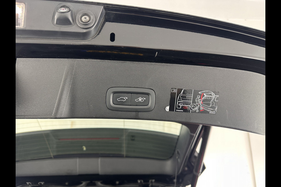 Volvo XC40 Recharge Core [ 3-Fase ] (INCL-BTW) Aut. *FULL-LED | NAVI-FULLMAP | CAMERA | KEYLESS | HEATED-SPORTSEATS | CARPLAY | DIGI-COCKPIT |  CCS-FASTLOADER | ECC | PDC | CRUISE | TOWBAR | SENSUS-CONNECT | 19''ALU*