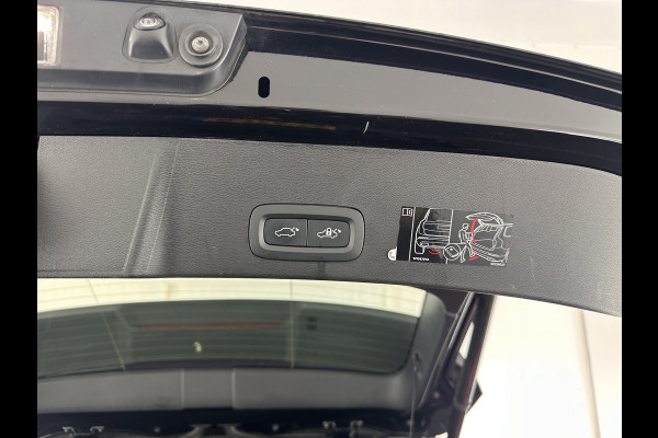 Volvo XC40 Recharge Core [ 3-Fase ] (INCL-BTW) Aut. *FULL-LED | NAVI-FULLMAP | CAMERA | KEYLESS | HEATED-SPORTSEATS | CARPLAY | DIGI-COCKPIT |  CCS-FASTLOADER | ECC | PDC | CRUISE | TOWBAR | SENSUS-CONNECT | 19''ALU*